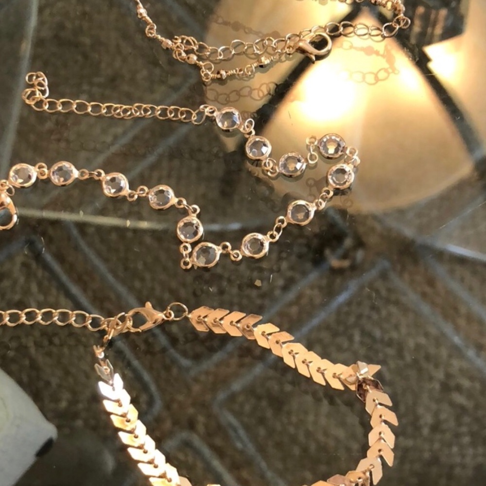 ✨Sexy Gold Plated Crystal Embellished Anklets✨ - Picture 6 of 6
